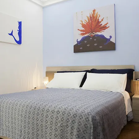 Isa Guest 3* נאפולי