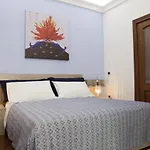 Bed & Breakfast Isa Guest Neapol